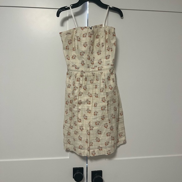 Club Monaco Eggshell Cotton Boho Dress with Shimmer | Size 6 - Picture 6 of 9